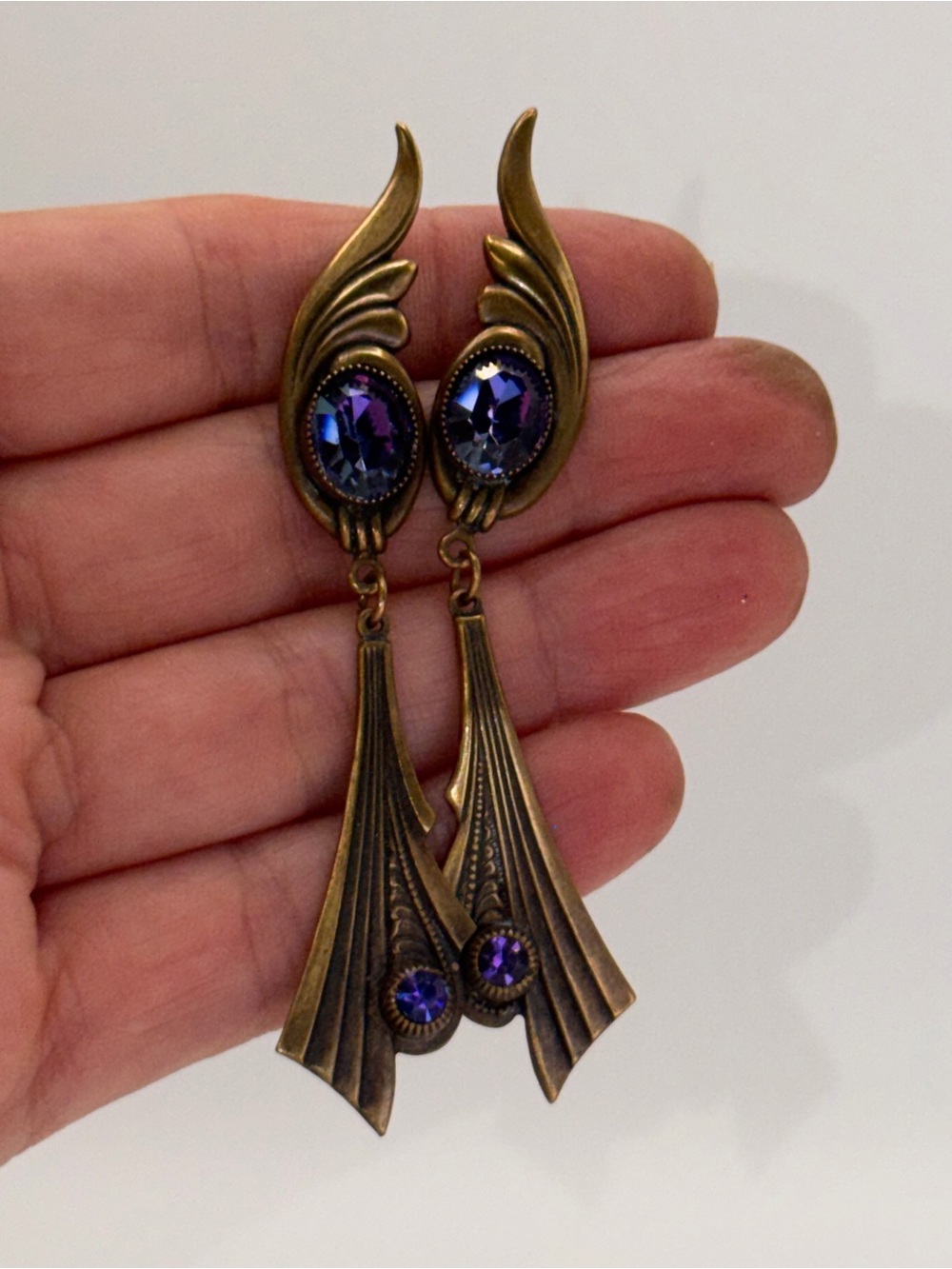 Vintage-Inspired Purple Crystal Drop Earrings